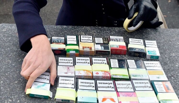 В Україні працюють три виробники контрафактних цигарок, що шкодить легальним фабрикам, - експерт