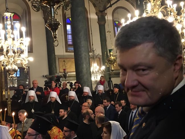 Мог ли Порошенко не проиграть кандидату от своего антирейтинга? 02