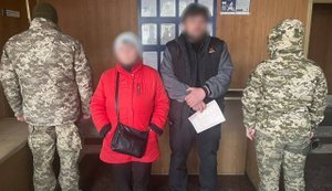 Чоловік одружився з тещею, щоб виїхати за кордон