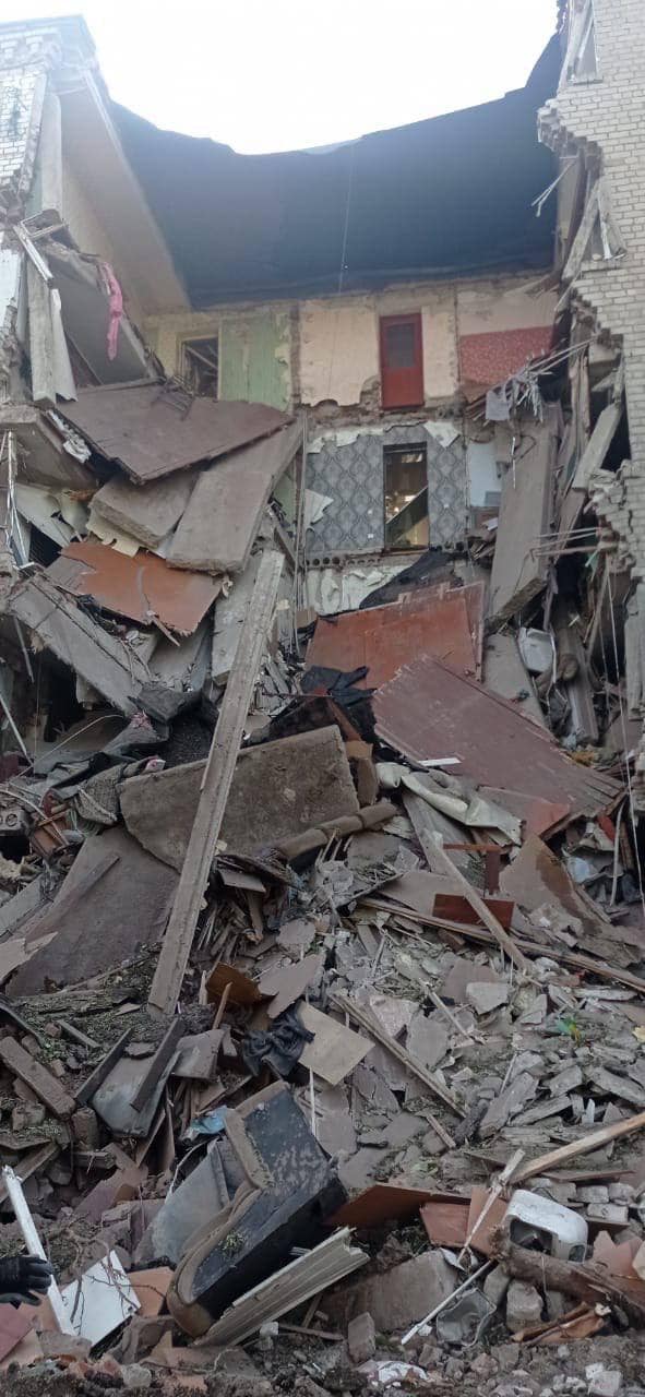 Rashists attacked Bakhmut in Donetsk region. There may be person under rubble of high-rise building, - SES 02