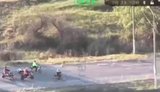 Жители оккупированных Олешек на мопедах, велосипедах и пешком преодолевают опасный путь ради продуктов (обновлено). ВИДЕО