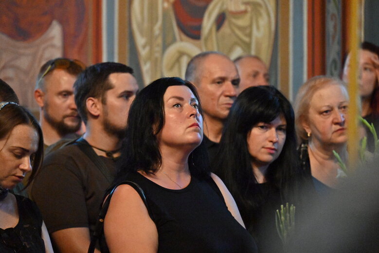 Із загиблим сержантом 68-ї ОЄБр Антоном Усовським попрощалися у Михайлівському Соборі 29