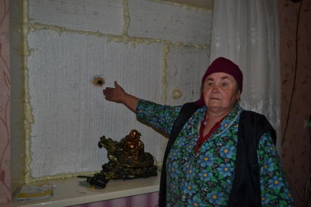 Наслідки вчорашнього обстрілу Марїнки терористами 20 Наслідки вчорашнього обстрілу Марїнки терористами 20