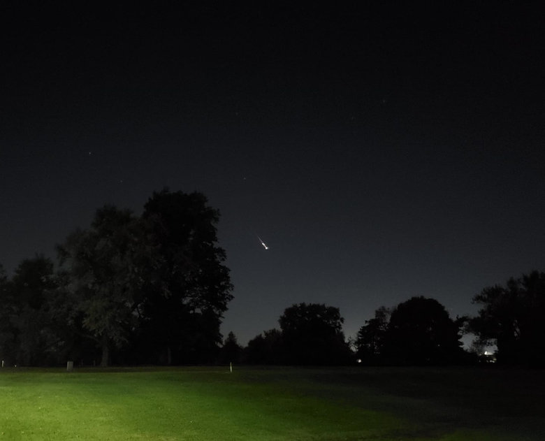 Спутник Минобороны РФ вышел из строя и сгорел над Америкой 01 Спутник Минобороны РФ вышел из строя и сгорел над Америкой 01