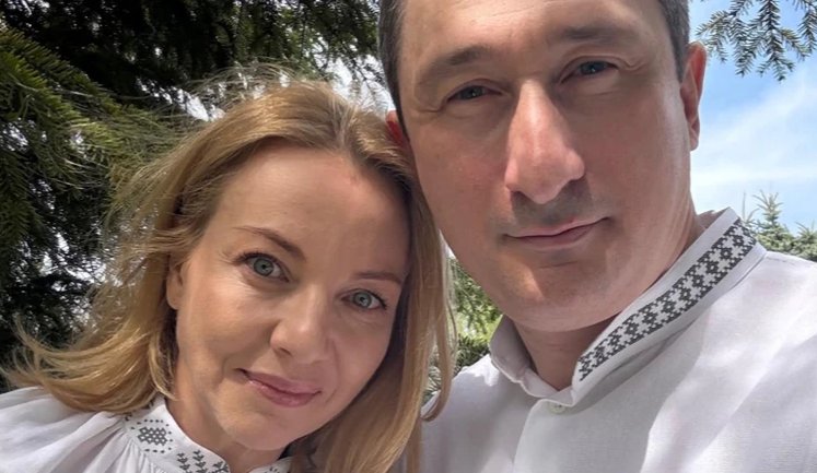 Суд залишив без руху позовну заяву дружини Чернишова про поділ квартир і мільйонів