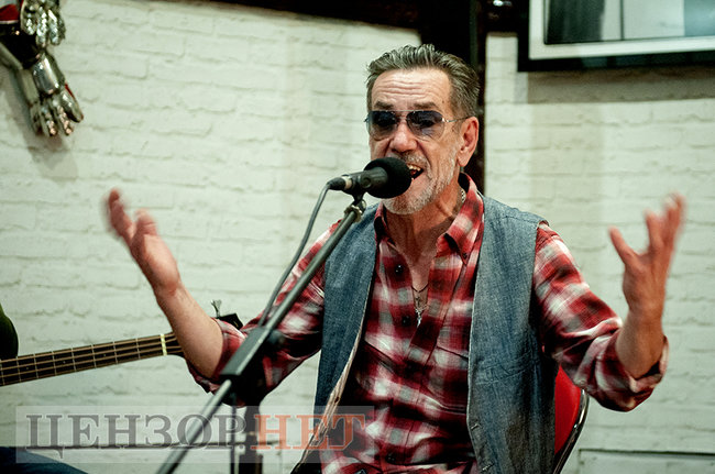 Алексей Горбунов: Зачем мне эта политика? Зачем этот мрак? Мы на своих концертах пытаемся дать людям надежду и отдушину 01