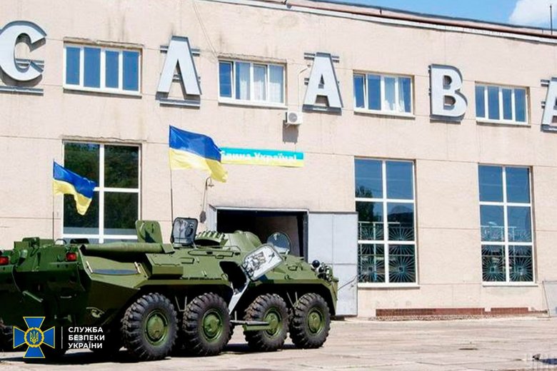 Чиновники Николаевского бронетанкового завода пытались продать детали и агрегаты БТР и БРДМ, предназначенные для ремонта техники в районе ООС 03