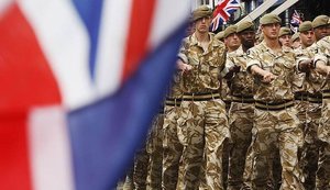 Велика Британія планує перекинути сотні одиниць техніки до Німеччини на випадок війни з Росією, - The Times