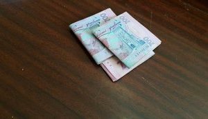 Директора автошколи затримали у Торецьку під час одержання 2 тис. грн хабара, - прокуратура. ФОТО