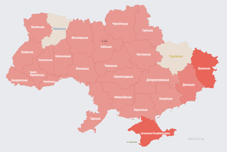 В Україні оголошували масштабну повітряну тривогу 01