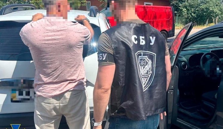 У Рівному лікаря підозрюють у продажі фіктивної інвалідності ухилянтам за $2500, - СБУ