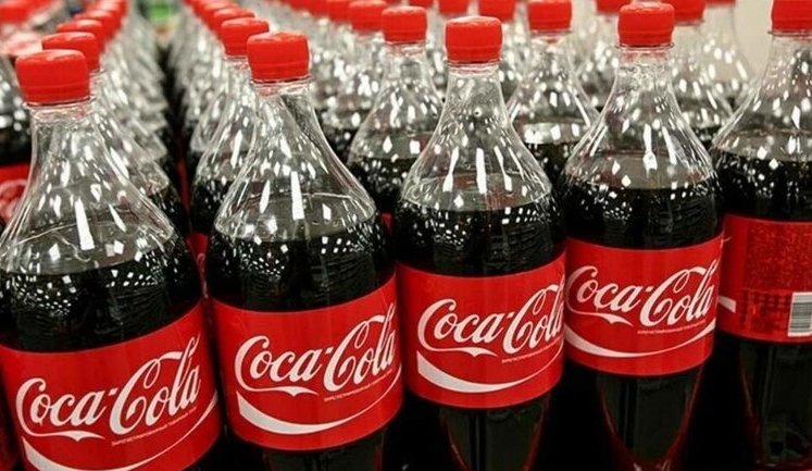 У Москві почали продавати підробні напої Coca-Cola. ФОТО