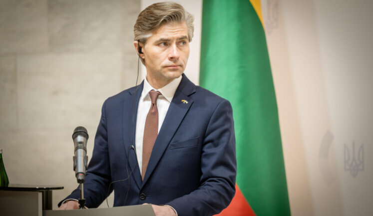 НАТО повинно рішучіше стримувати Росію, - Будріс