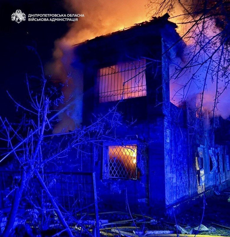 Russia attacked Dnipro: a fire broke out following the strike