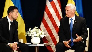 Пенс остался доволен встречей с Зеленским в Варшаве. ФОТО