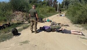За 6 тис. дол. та 900 євро намагався підкупити прикордонника: На Одещині викрито організатора переправлення чоловіків до Румунії, - ДПСУ. ФОТОрепортаж