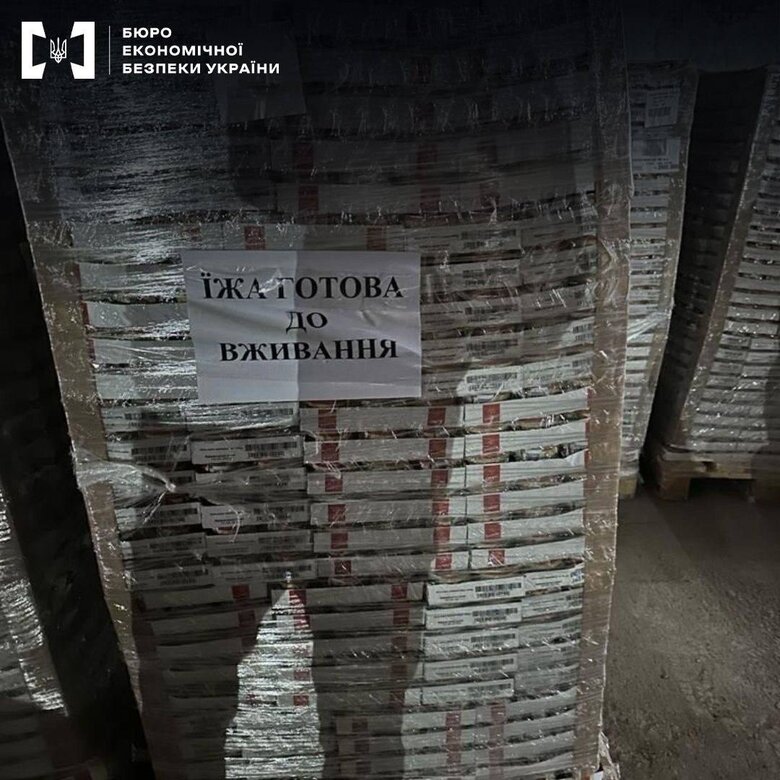 БЕБ знайшло склад з гуманітаркою невідомого походження на десятки мільйонів гривень 01
