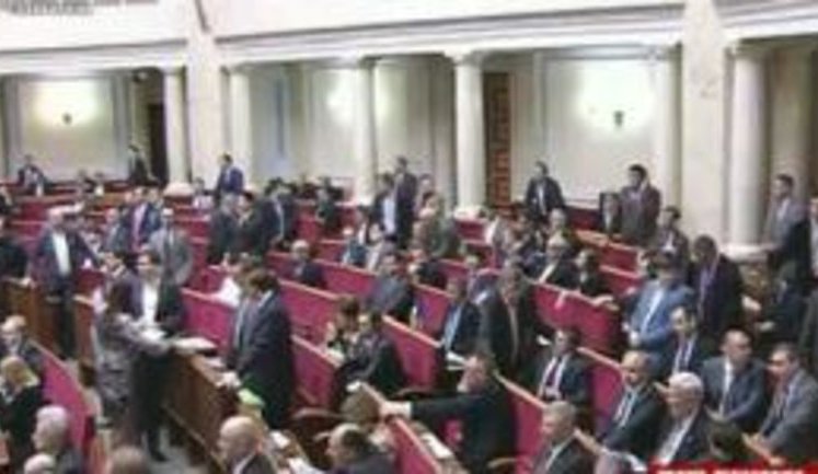 Кличко защитил Тенюха: "УДАР" не поддержал отставку министра обороны. ВИДЕО