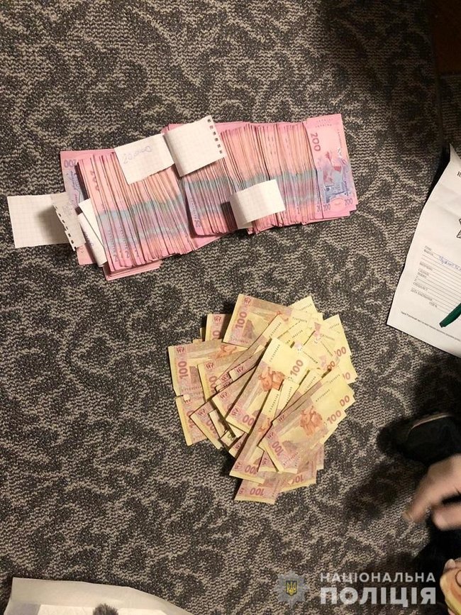 Пограбування Ощадбанку в Києві: поліція розповіла про затриманих 06