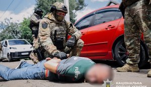 Влаштовували втечу мобілізованих у СЗЧ: Нацполіція затримала злочинну групу у Кременчуці. ФОТОрепортаж
