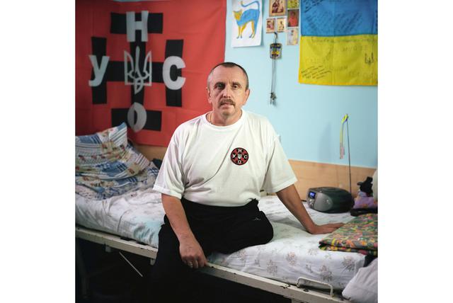 Проект українського фотографа Чекменьова зі знімками поранених воїнів зібрав близько $ 400000 для їх лікування і підтримки 11