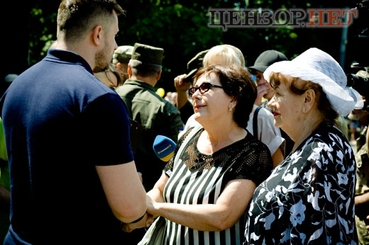 Третя річниця визволення Маріуполя - парад захисників міста 04