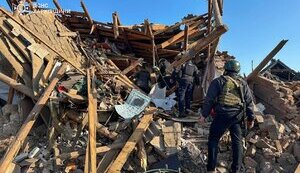Окупанти завдали удару по Золочеву, семеро постраждалих, серед них 12-річний хлопчик (оновлено). ФОТОрепортаж