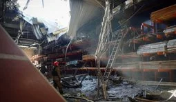 Війська РФ вдарили безпілотниками по Полтаві: є влучання в "Епіцентр" і травмовані (оновлено). ФОТОрепортаж