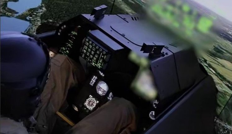 Украина получила новую партию мобильных тренажеров F-16 для подготовки пилотов, - Минобороны. ВИДЕО