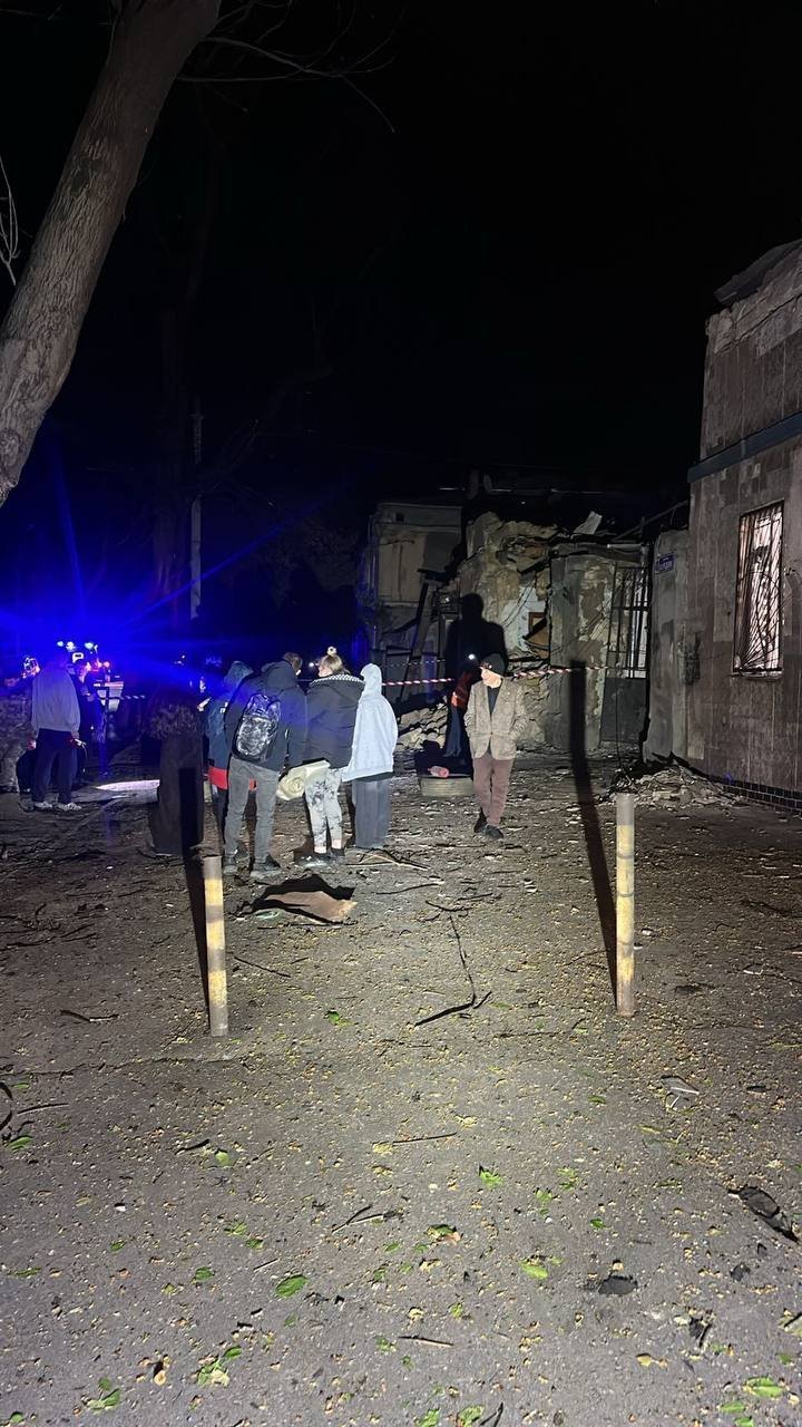 Одесса под массированным ударом: повреждены дома, инфраструктура и десятки автомобилей