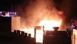 На Деміївському ринку в Києві вночі горів торговий павільйон. ВІДЕО+ФОТО