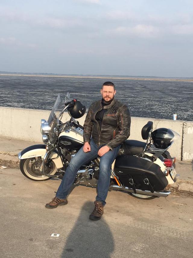 Ночью под Киевом насмерть разбился мотоциклист 11