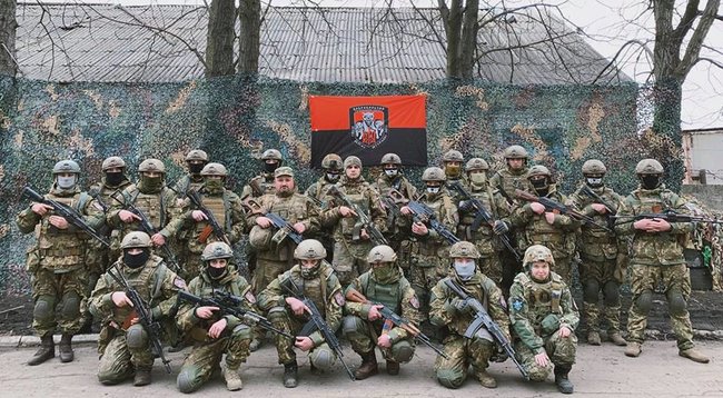 Командир 1-ї окремої штурмової роти ДУК Правий сектор Дмитро Коцюбайло (Да Вінчі): Ми з ЗСУ доповнювали одне одного: їхня солдатська стабільність і обезбашені правосєки 02