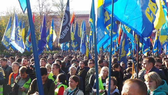 Марш УПА начался в центре Киева 02