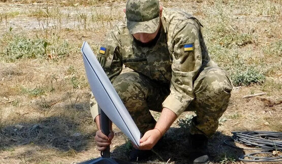 Зеленський підтвердив відновлення повноцінної роботи Starlink і Starshield: Швидкість - як потрібно нам. ВIДЕО