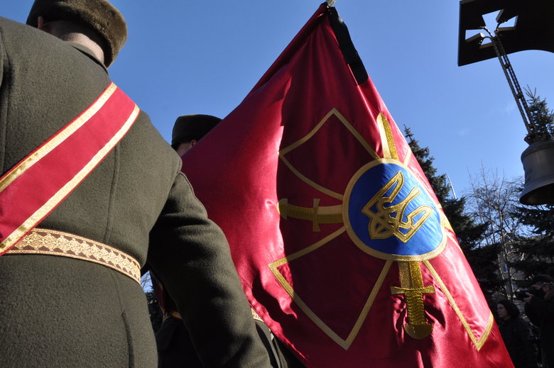 В Києві попрощалися із загиблим внаслідок російського обстрілу розвідником 30-ї ОМБр Антоном Сидоровим 33