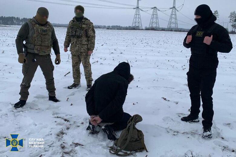 He was preparing strikes of RF, which were supposed to de-energize Kyiv: SSU detained Wagnerite in Rivne region 01