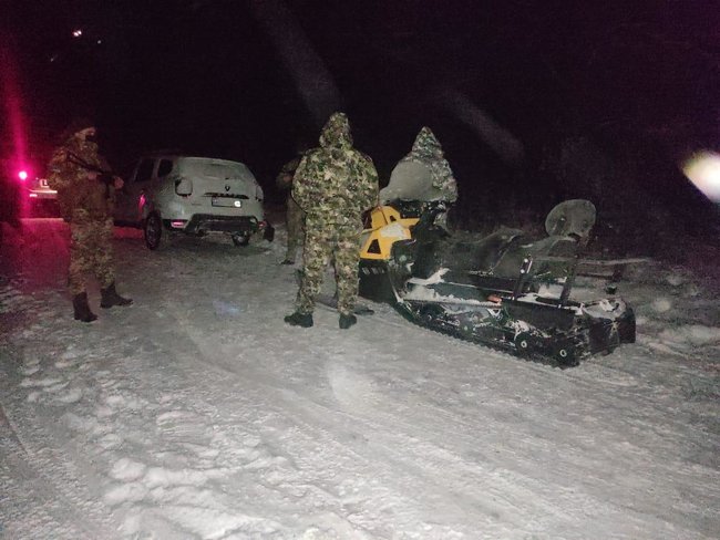 На Харьковщине задержан нарушитель границы на снегоходе, - Госпогранслужба 01 На Харьковщине задержан нарушитель границы на снегоходе, - Госпогранслужба 01