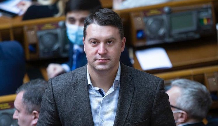 Нардеп Герман: податківець Тетера є обвинуваченим у вимаганні хабара, це - не перший такий випадок в його кар'єрі, але його все одно призначили на високу посаду в ДФС