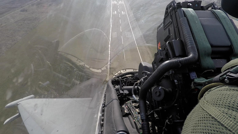 Німеччина перекинула в Румунію винищувачі Eurofighter 01