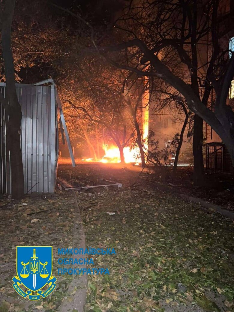 Наслідки удару РФ по Миколаєву