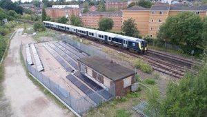 В Великобритании открыли первую железную дорогу на солнечной энергии
