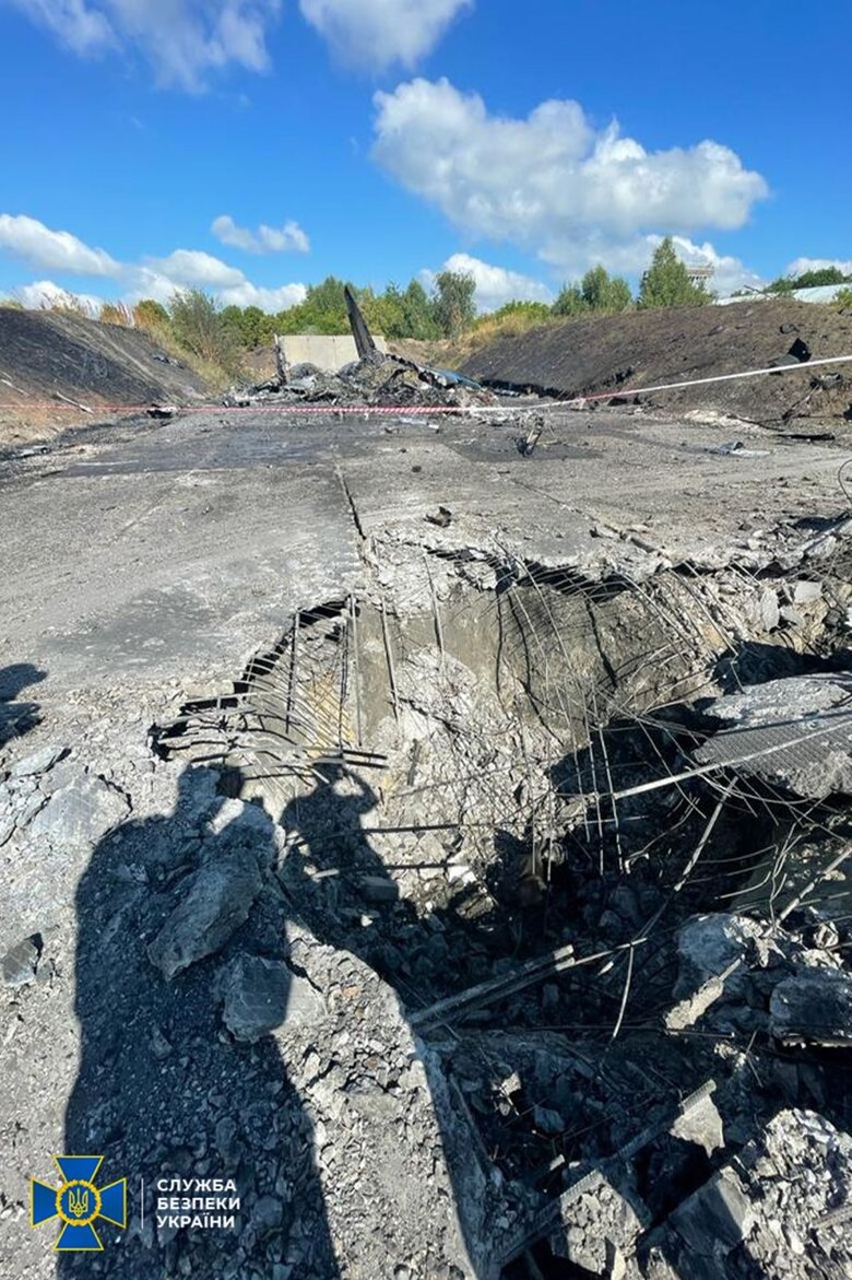СБУ повідомила про підозру Червінському у справі про обстріл окупантами аеродрому Канатове на Кіровоградщині 05