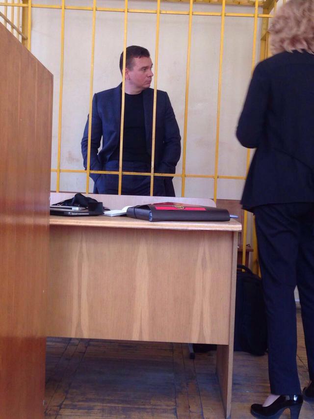 суд