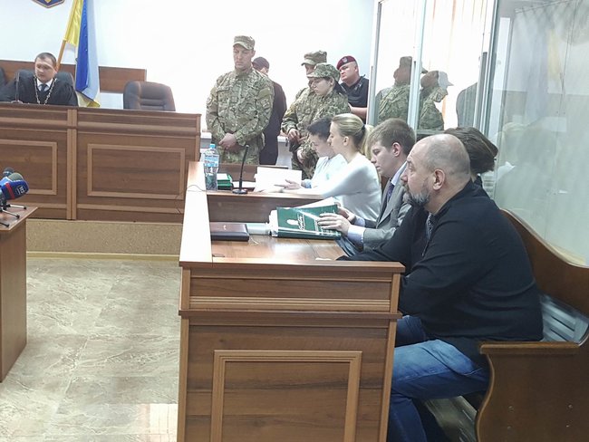 Savchenko trial: MP Melnychuk willing to stand surety for suspect, prosecutor requests pretrial custody extension 02 Savchenko trial: MP Melnychuk willing to stand surety for suspect, prosecutor requests pretrial custody extension 02
