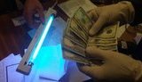 Офіцера Херсонського військкомату затримано під час одержання 600 дол. хабара, - військова прокуратура. ФОТО