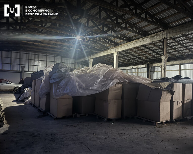 Нелегальна фабрика з виробництва тютюну на Волині