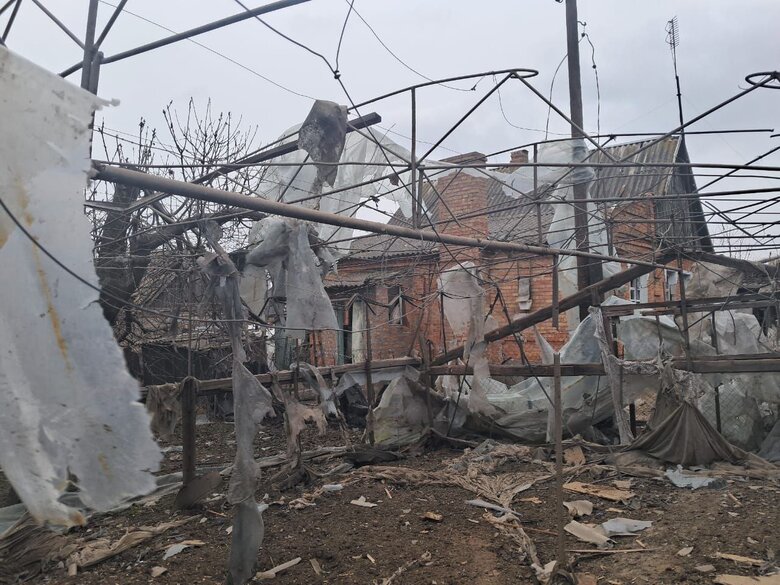 Shelling of Nikopol district and injury of a woman on February 6