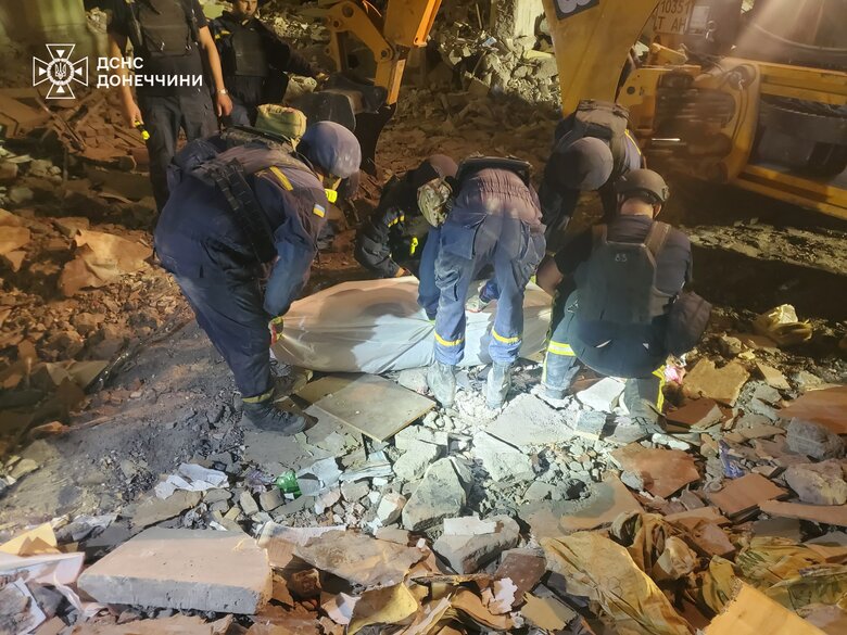 Рятувальні роботи в Мирнограді