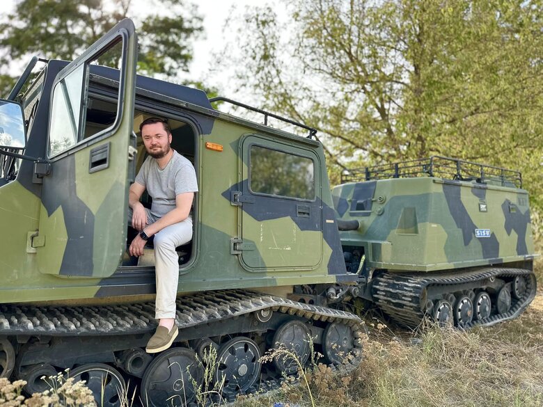 Украинские военные получат две эвакуационные амфибии, - нардеп Заблоцкий 01
